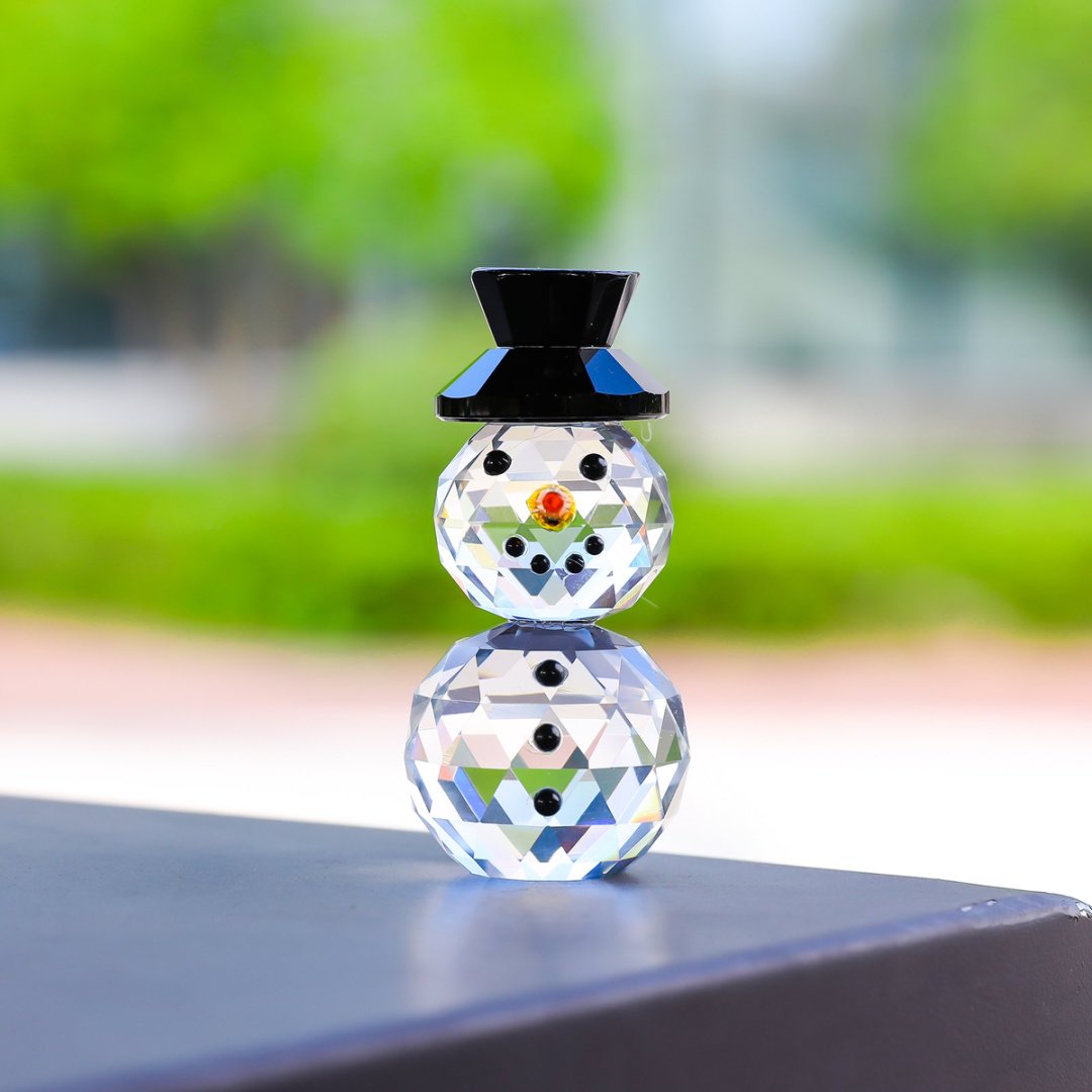 ตุ๊กตาหิมะคริสตัลสีดำ ของสะสม  - Paper Weight Crystal บทวิจารณ์และราคา